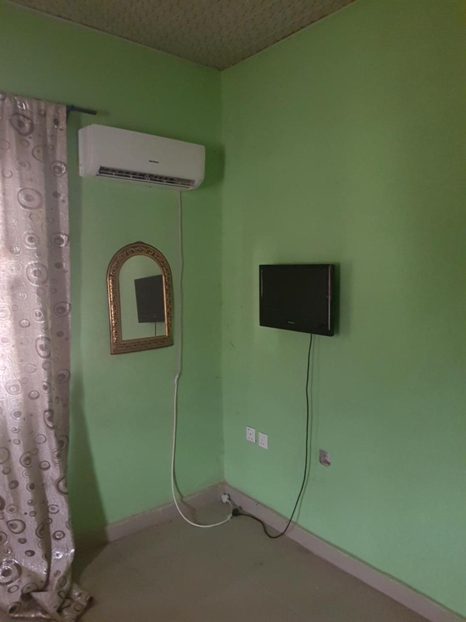 Edo Home Benin City Buitenkant foto